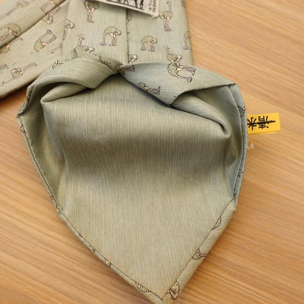 Vintage Hermes Paris Neck Tie Mens Slate Blue Ostrich Animal Print Silk FRANCE